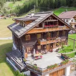 Beim Holzschnitzer-4 By Interhome * ゼルデン